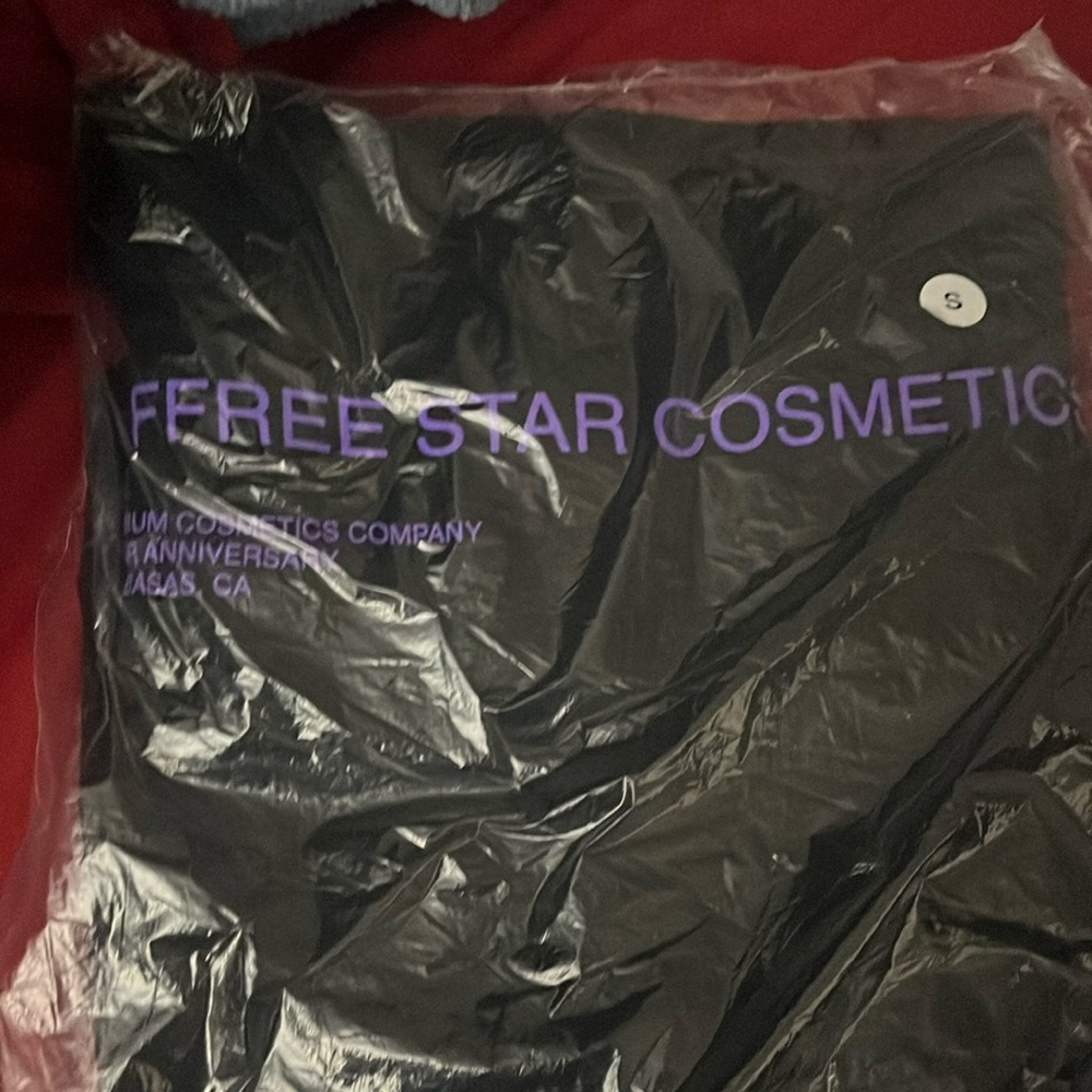 Black Jeffery star cosmetics hoodie size small